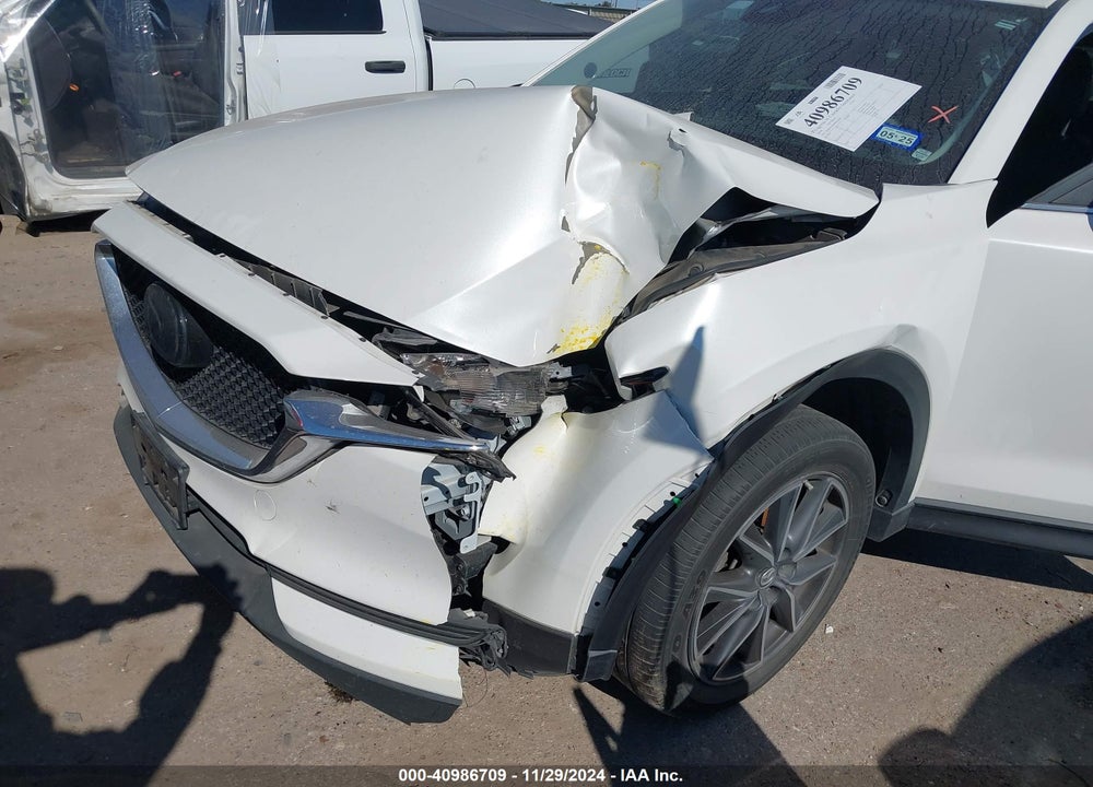 2018 MAZDA CX-5 TOURING VIN: JM3KFACM9J0432560