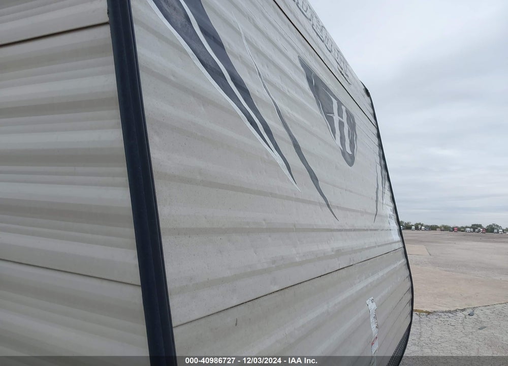 2016 KEYSTONE HIDE OUT 212 LHS VIN: 4YDT2122XG7204167