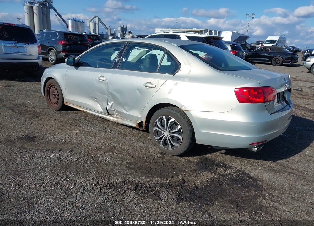 2012 VOLKSWAGEN JETTA VIN: 3VWDP7AJ8CM020895