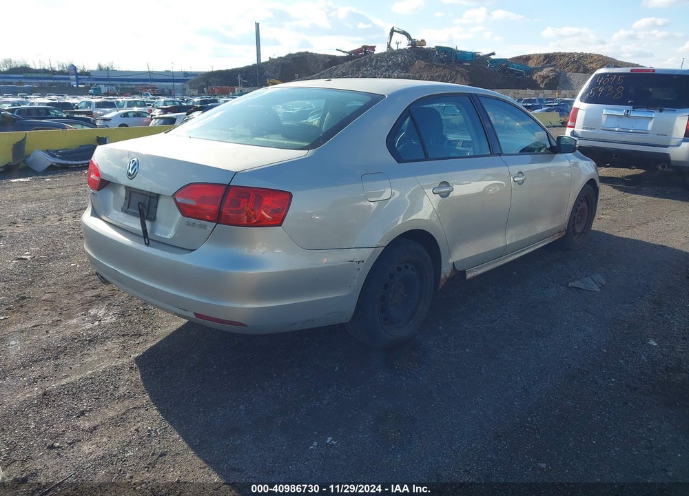 2012 VOLKSWAGEN JETTA VIN: 3VWDP7AJ8CM020895