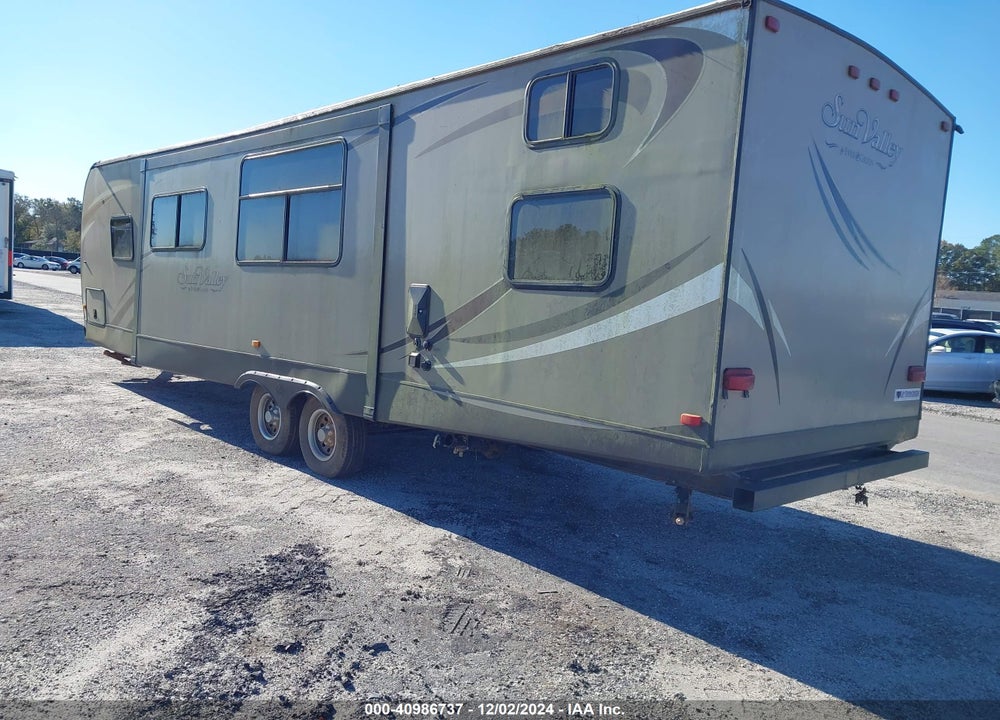 2015 EVERGREEN RV SUN VALLEY SERIES M- VIN: 5ZWTSSE2XF1004476