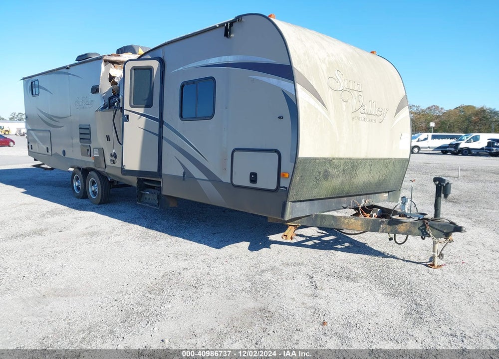 2015 EVERGREEN RV SUN VALLEY SERIES M- VIN: 5ZWTSSE2XF1004476