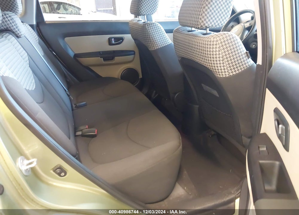 2011 KIA SOUL VIN: KNDJT2A26B7236234