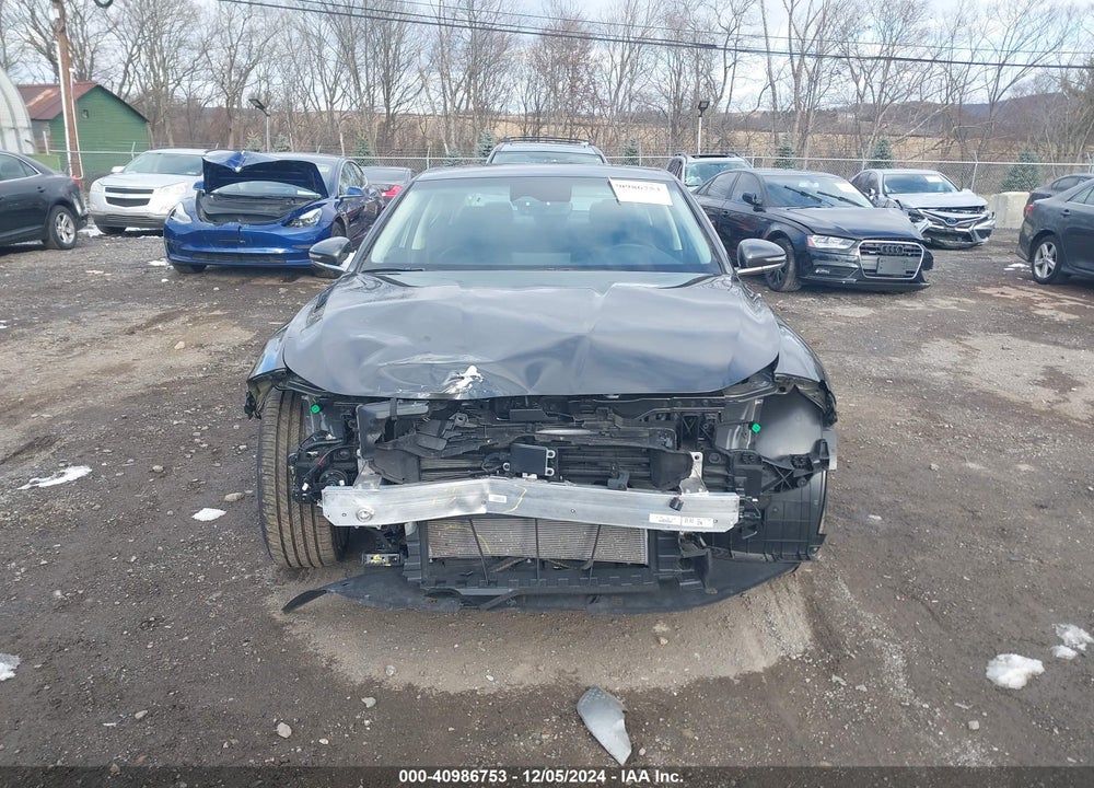 2024 GENESIS G70 2.5T AWD VIN: KMTG34SC3RU137798