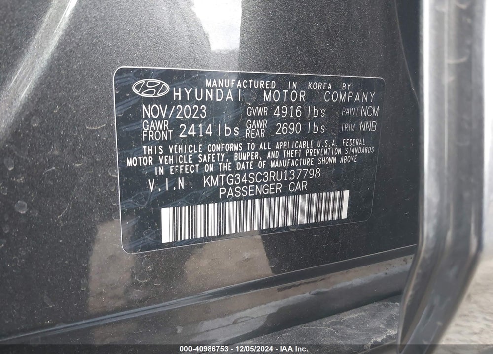 2024 GENESIS G70 2.5T AWD VIN: KMTG34SC3RU137798