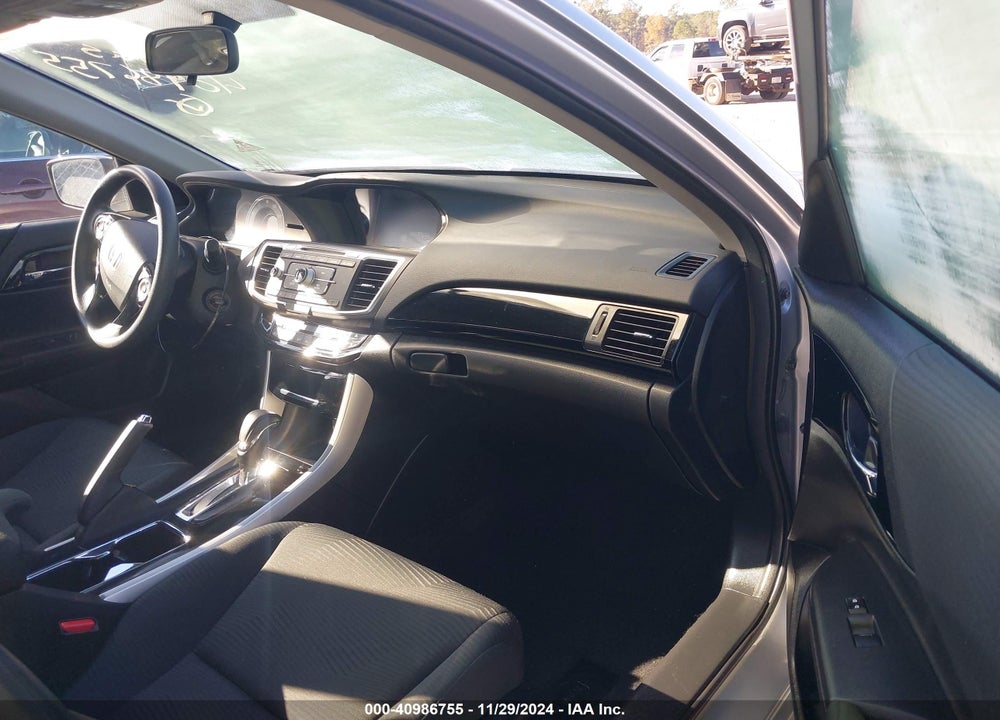 2017 HONDA ACCORD LX VIN: 1HGCR2F3XHA283367