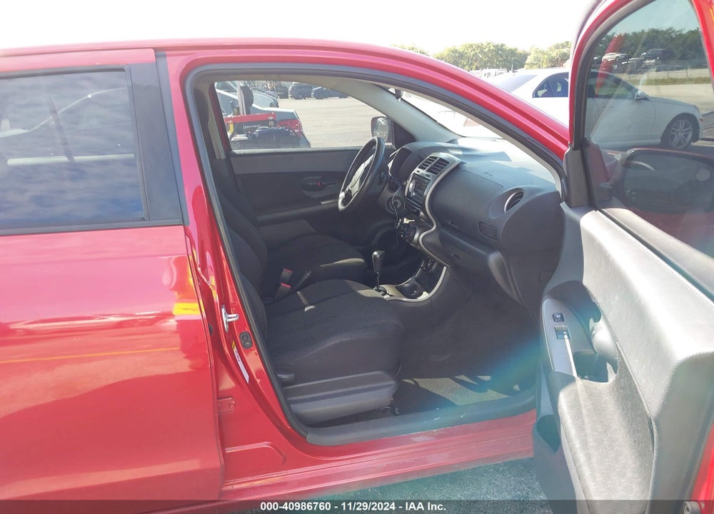 2011 SCION XD VIN: JTKKU4B41B1011647