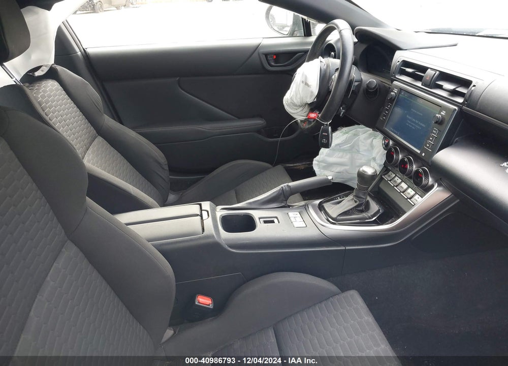 2022 TOYOTA GR86 VIN: JF1ZNBC18N8750754