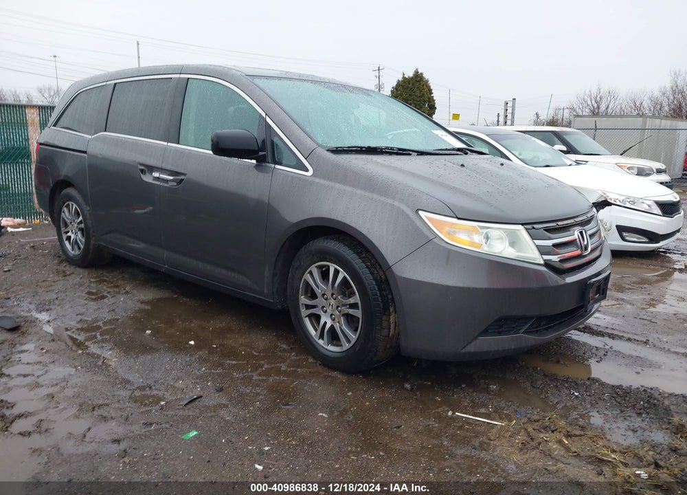 2013 HONDA ODYSSEY EX-L VIN: 5FNRL5H64DB062383