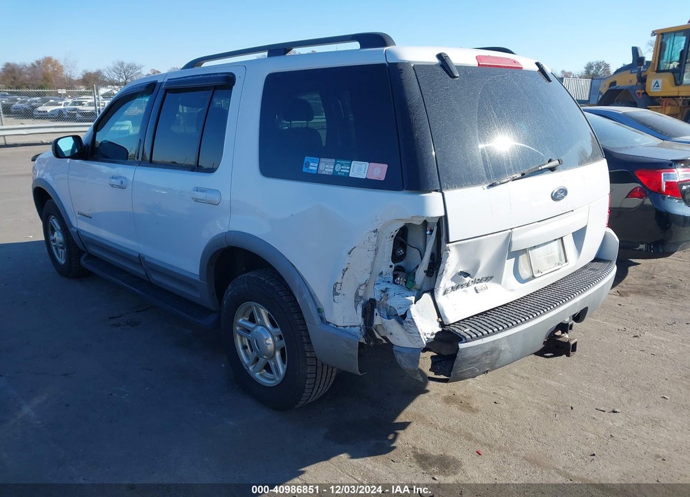 2002 FORD EXPLORER XLT VIN: 1FMZU73K72UD59242
