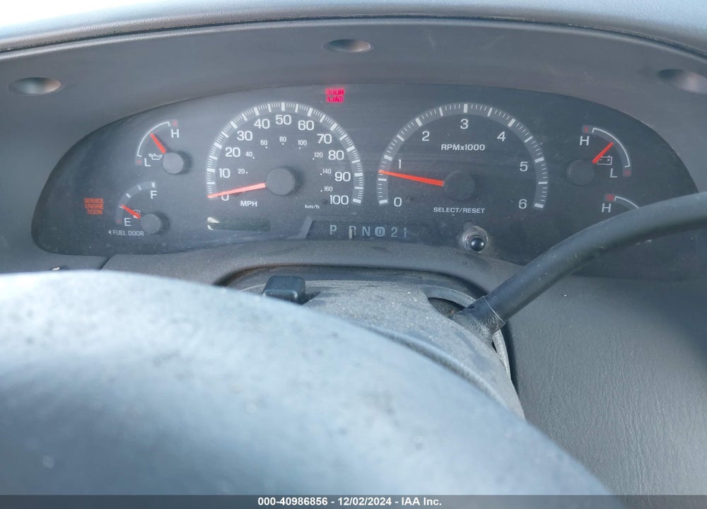2002 FORD F-150 LARIAT/XL/XLT VIN: 1FTRX17L82KA87033