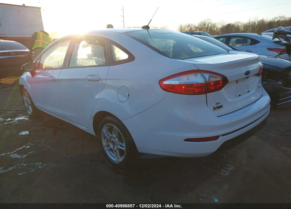 2018 FORD FIESTA SE VIN: 3FADP4BJ4JM143743