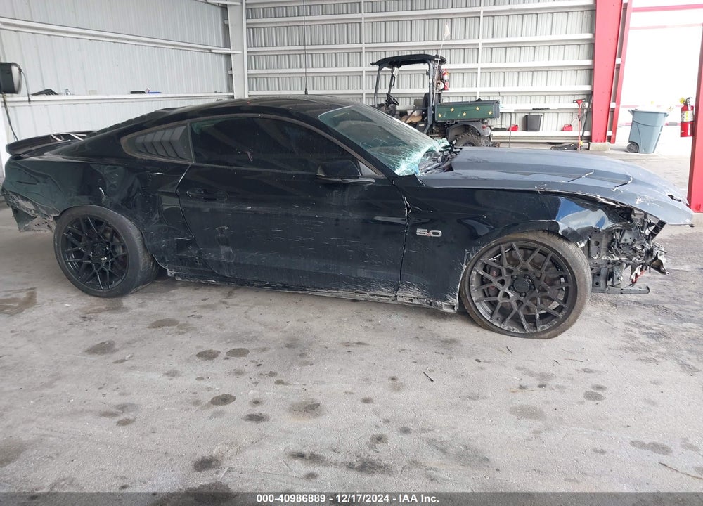 2016 FORD MUSTANG VIN: 1FA6P8CF7G5332203