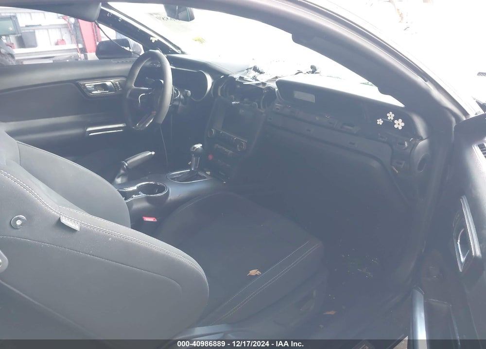 2016 FORD MUSTANG VIN: 1FA6P8CF7G5332203