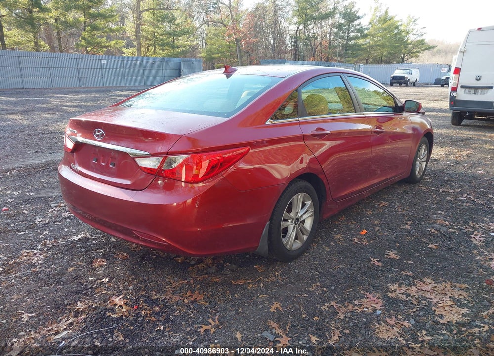 2013 HYUNDAI SONATA GLS VIN: 5NPEB4AC4DH625056