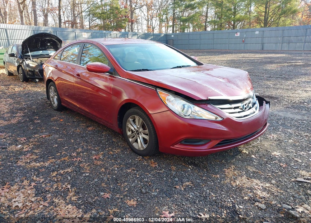 2013 HYUNDAI SONATA GLS VIN: 5NPEB4AC4DH625056