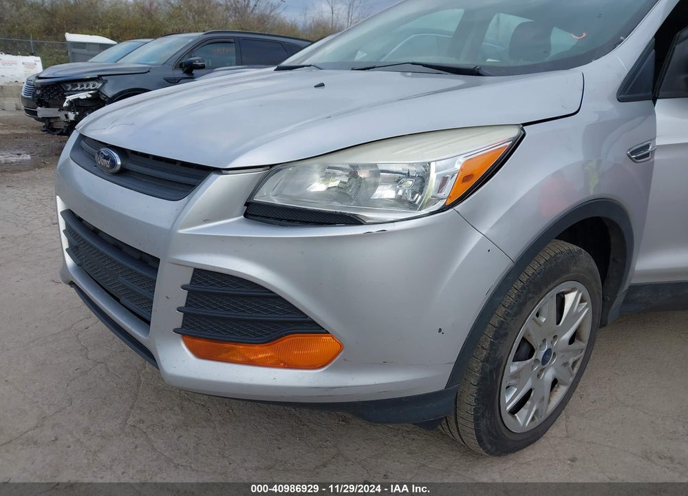 2013 FORD ESCAPE S VIN: 1FMCU0F70DUB28836