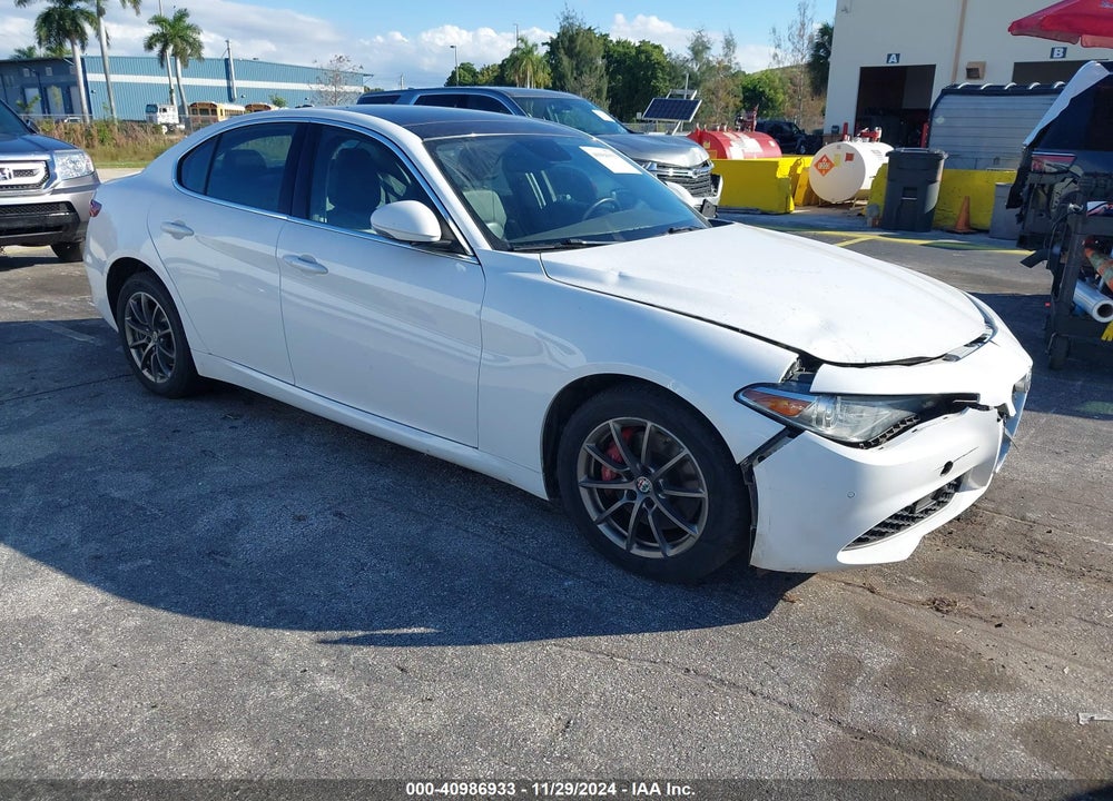 2018 ALFA ROMEO GIULIA AWD VIN: ZARFAEDN0J7564031