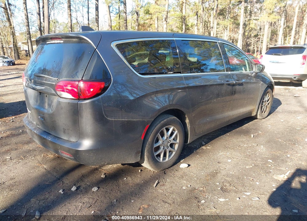 2017 CHRYSLER PACIFICA LX VIN: 2C4RC1CG2HR565283
