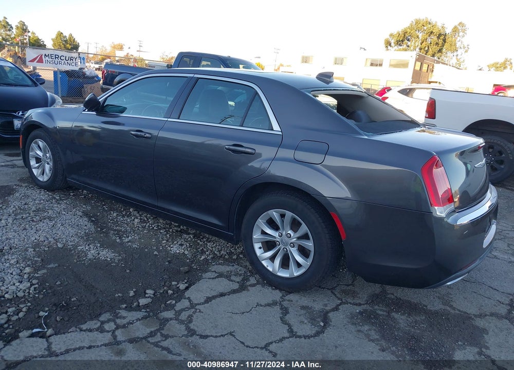 2015 CHRYSLER 300 LIMITED VIN: 2C3CCAAG6FH931035