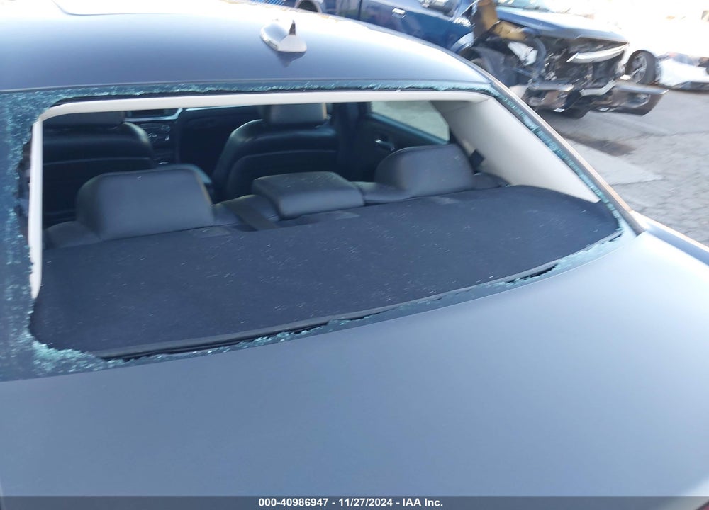 2015 CHRYSLER 300 LIMITED VIN: 2C3CCAAG6FH931035