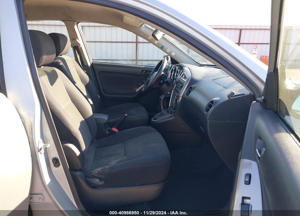 2006 TOYOTA MATRIX VIN: 2T1KR32E56C590171