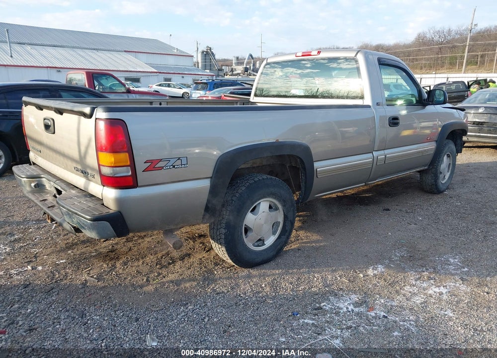 2001 CHEVROLET SILVERADO 1500 LS VIN: 1GCEK14T91E108809