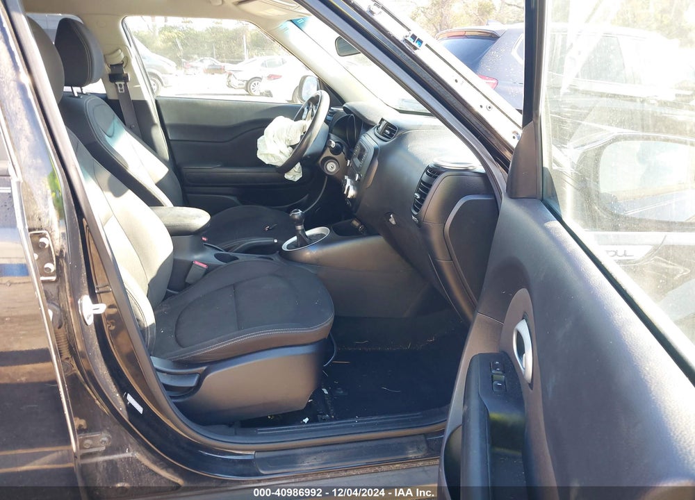 2016 KIA SOUL VIN: KNDJN2A2XG7377194