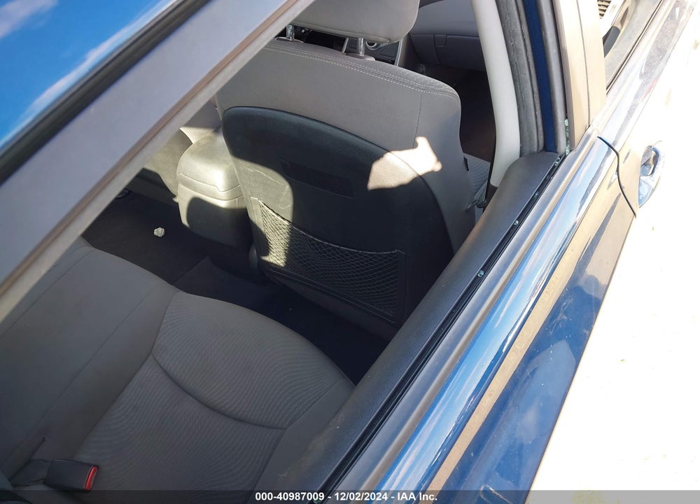 2014 HYUNDAI ELANTRA VIN: KMHDH4AE9EU210104
