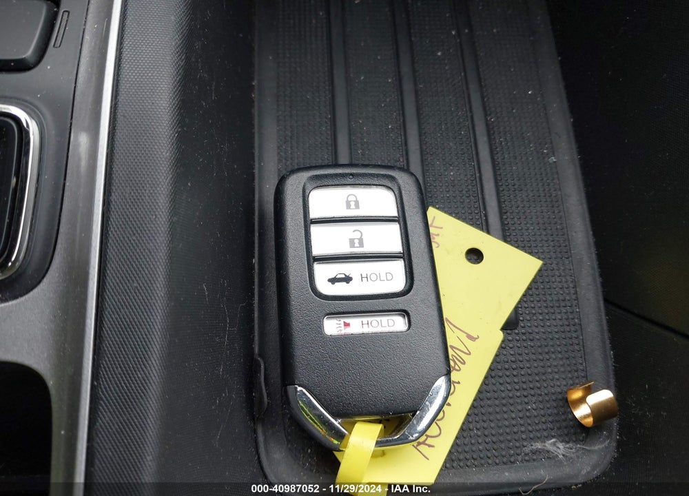 2019 HONDA INSIGHT LX VIN: 19XZE4F16KE014995