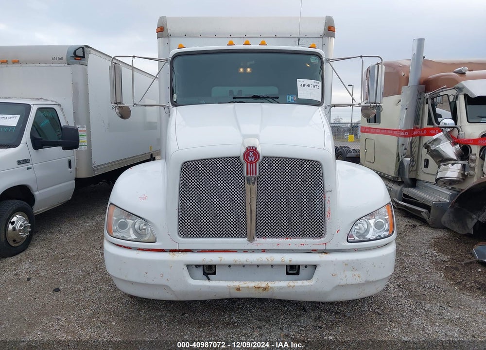 2013 KENWORTH CONSTRUCTION T270 VIN: 2NKHHM6X6DM358198