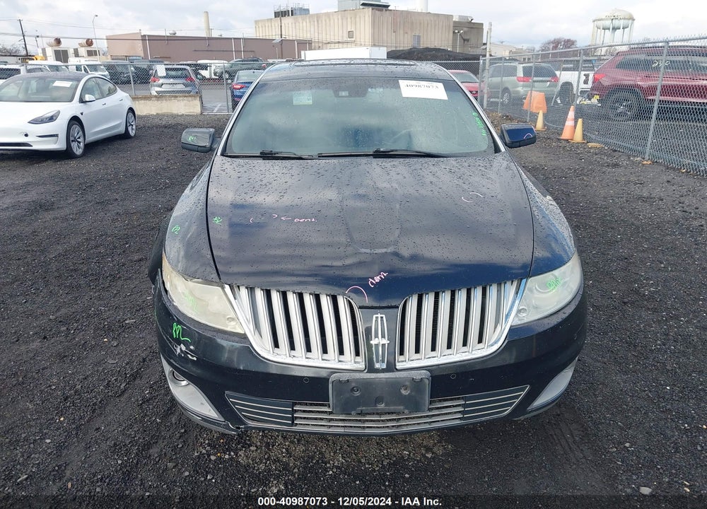 2009 LINCOLN MKS VIN: 1LNHM93R09G627142