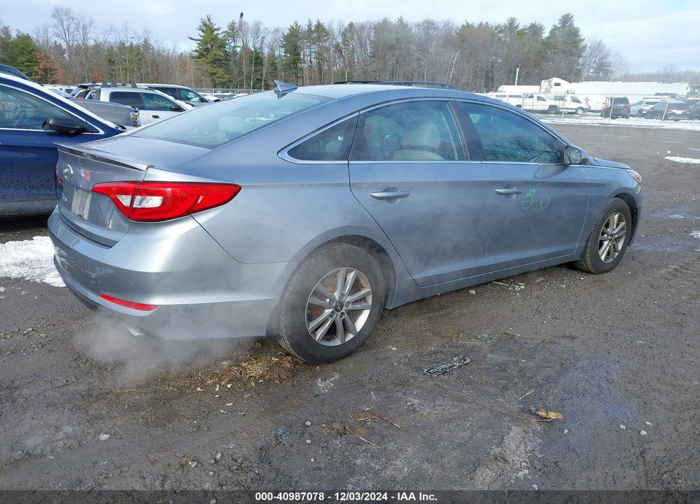 2015 HYUNDAI SONATA VIN: 5NPE24AF6FH200418