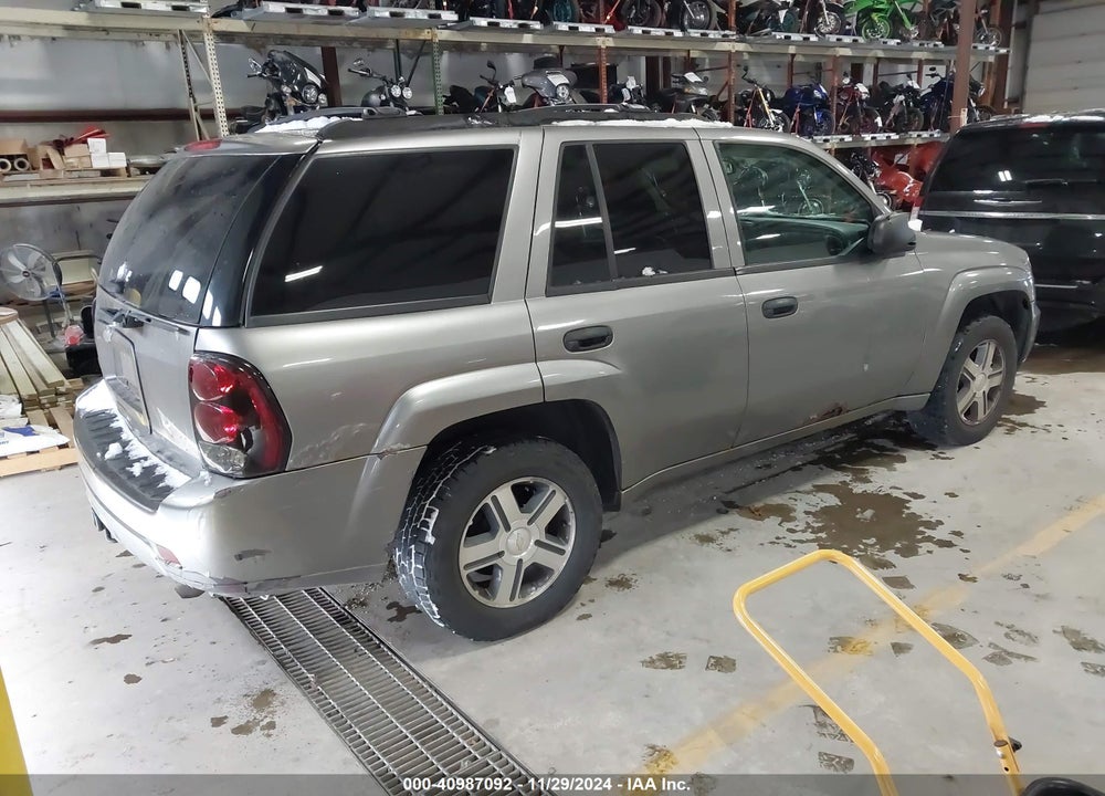 2006 CHEVROLET TRAILBLAZER LT VIN: 1GNDT13S462142707