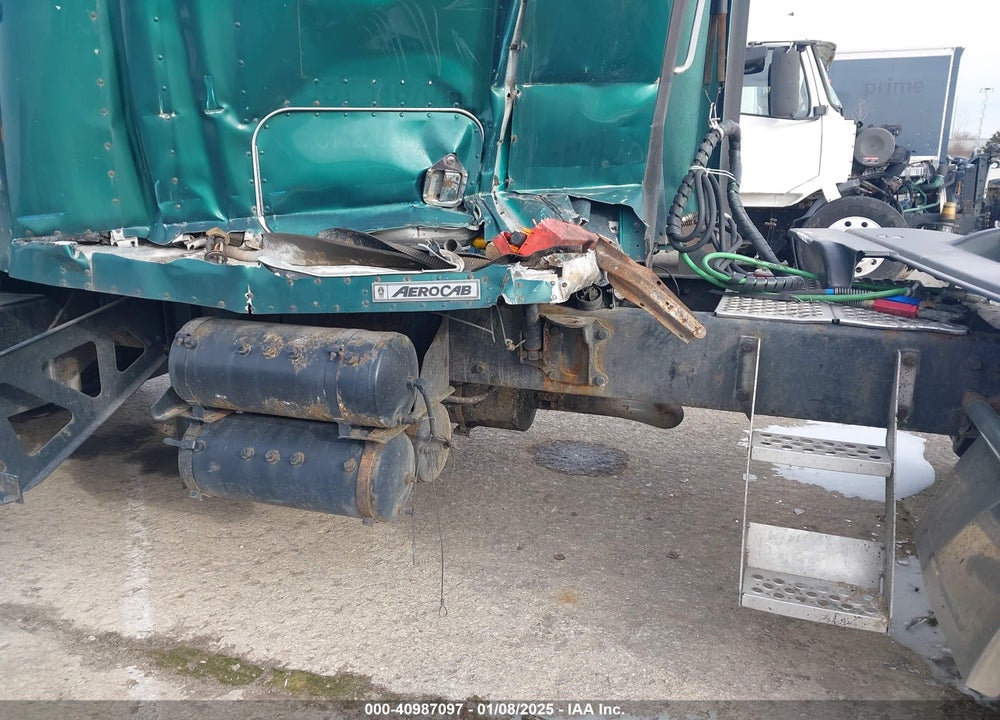 2006 KENWORTH T600 T600 VIN: 1XKADB9X76J152904