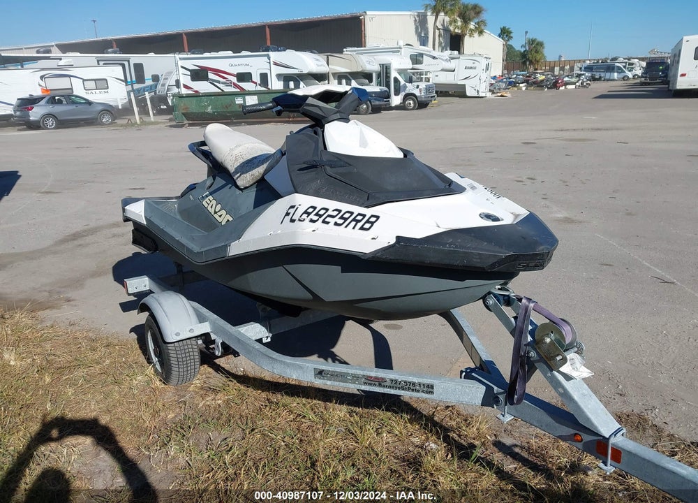 2015 SEADOO --- VIN: YDV66588D515