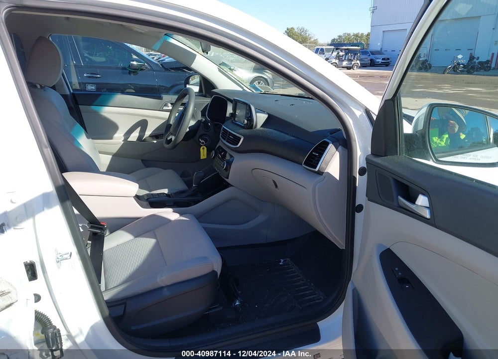 2021 HYUNDAI TUCSON SE VIN: KM8J2CA43MU366658