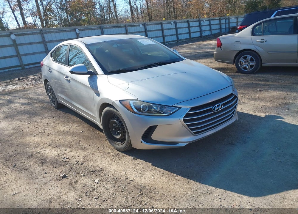 2017 HYUNDAI ELANTRA SE VIN: 5NPD74LF4HH127157