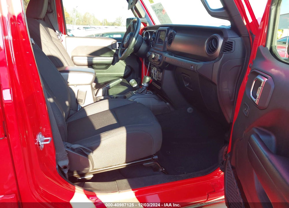 2018 JEEP WRANGLER UNLIMITED SPORT S 4X4 VIN: 1C4HJXDG6JW299346