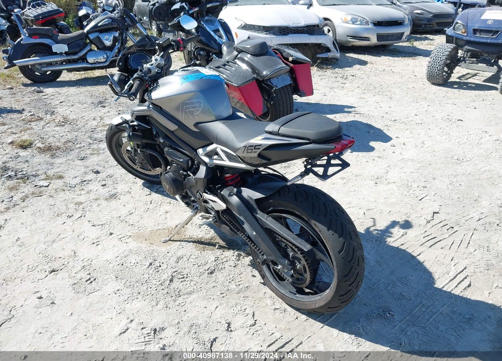 2024 TRIUMPH MOTORCYCLE STREET TRIPLE 765 R VIN: SMTA604S3RTBP1484