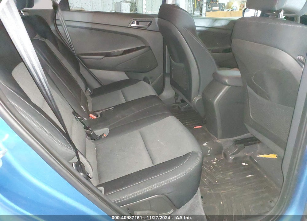 2016 HYUNDAI TUCSON SE VIN: KM8J33A43GU075918