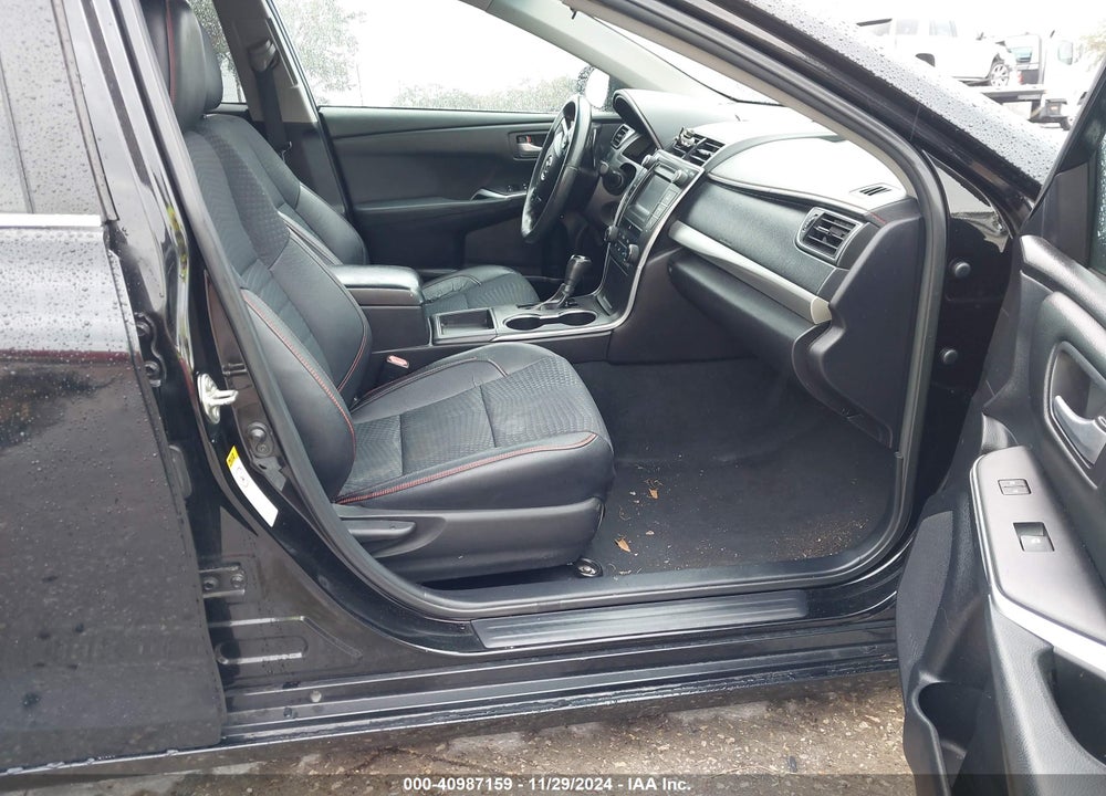 2015 TOYOTA CAMRY SE VIN: 4T1BF1FK8FU498869