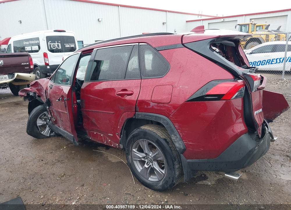 2022 TOYOTA RAV4 HYBRID XLE VIN: 4T3RWRFV8NU058549