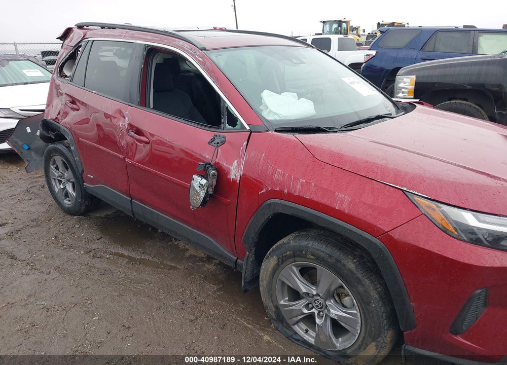 2022 TOYOTA RAV4 HYBRID XLE VIN: 4T3RWRFV8NU058549