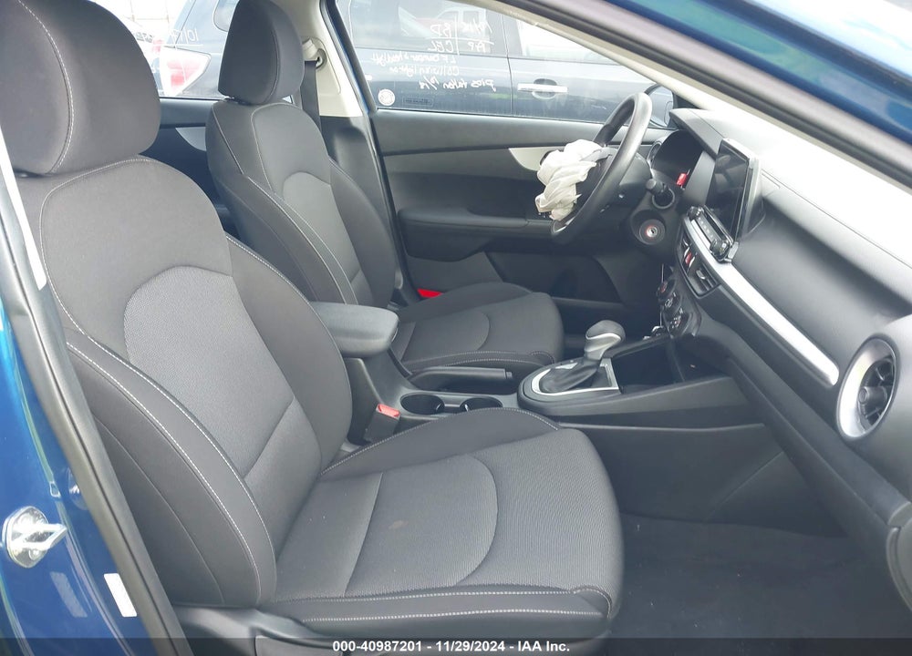 2024 KIA FORTE LXS VIN: 3KPF24AD3RE727067