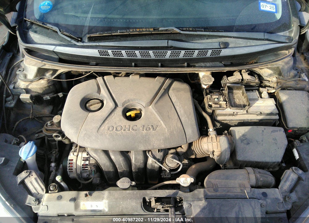 2016 HYUNDAI ELANTRA VIN: 5NPDH4AE8GH788809