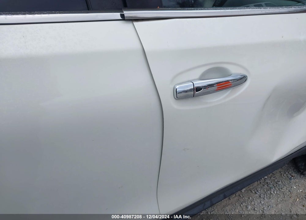 2017 NISSAN ROGUE SV VIN: JN8AT2MV5HW265975
