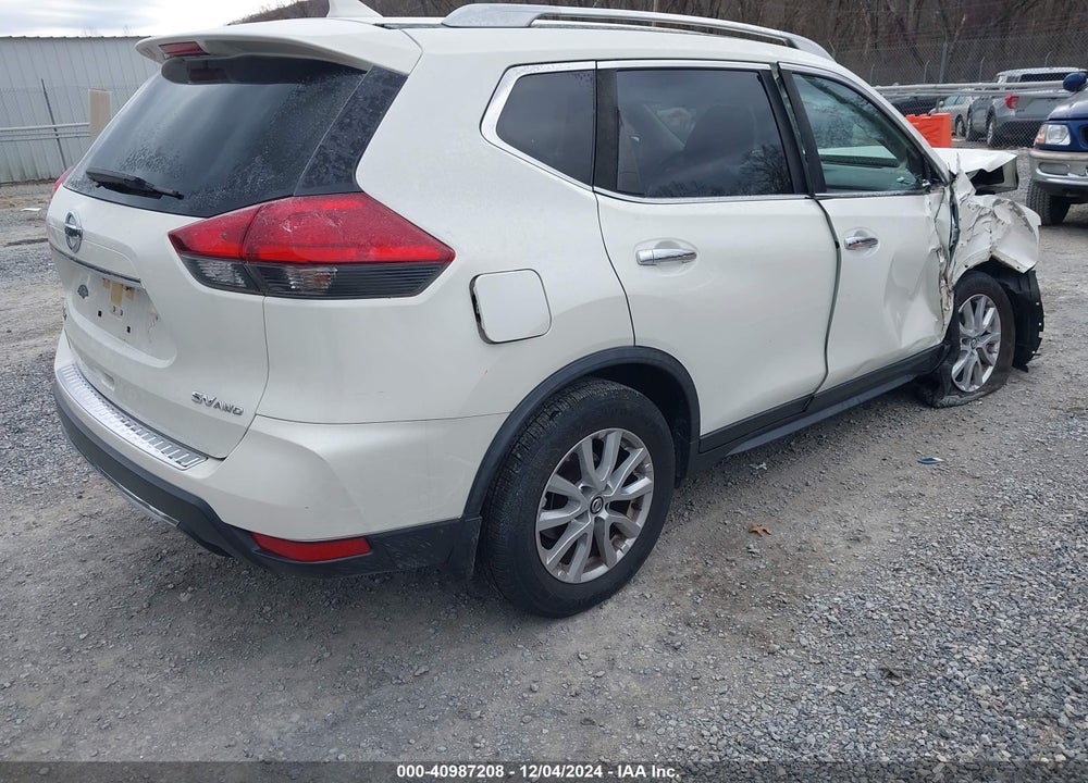 2017 NISSAN ROGUE SV VIN: JN8AT2MV5HW265975