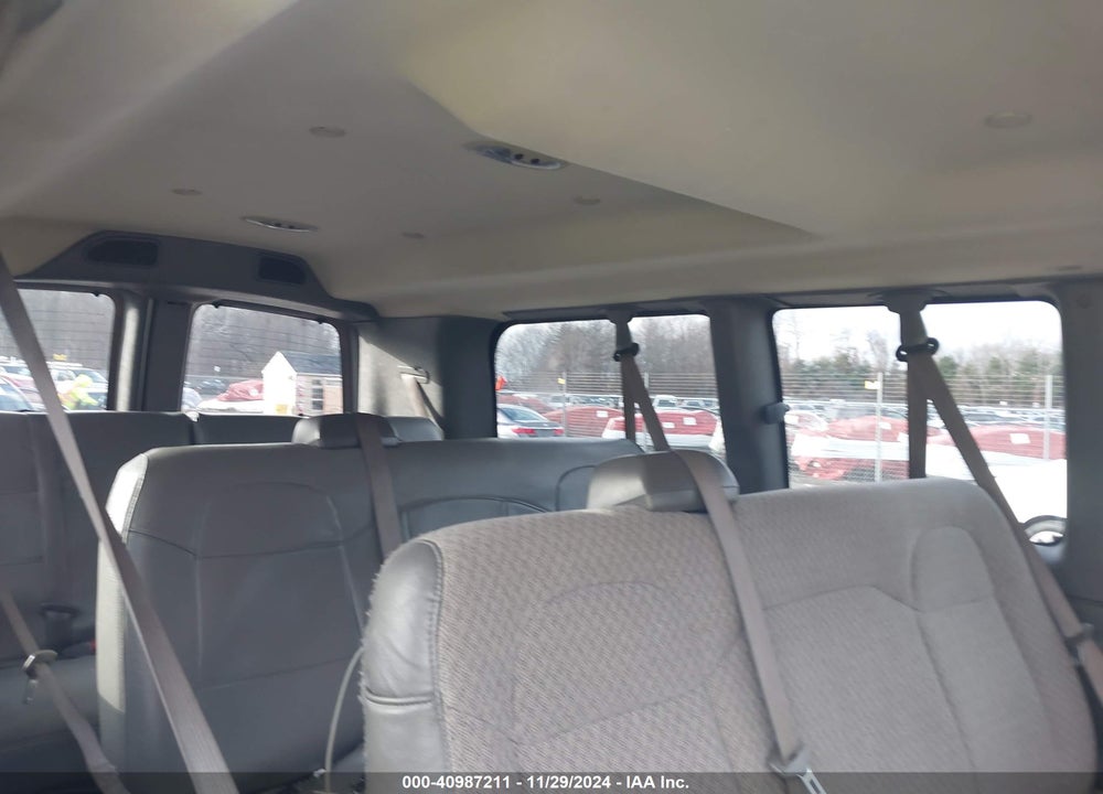 2018 CHEVROLET EXPRESS 3500 LT VIN: 1GAZGMFG4J1168551