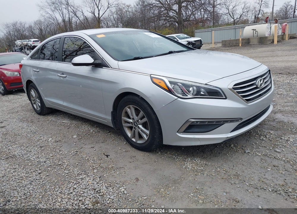 2015 HYUNDAI SONATA SE VIN: 5NPE24AF5FH159229